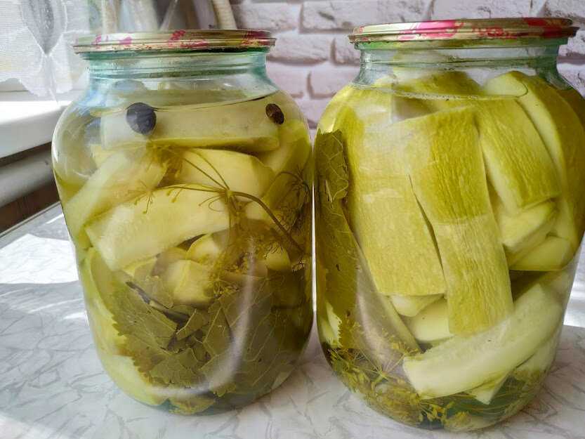 Консервирование кабачков на зиму в банках. 7 самых вкусных рецептов хрустящих кабачков
