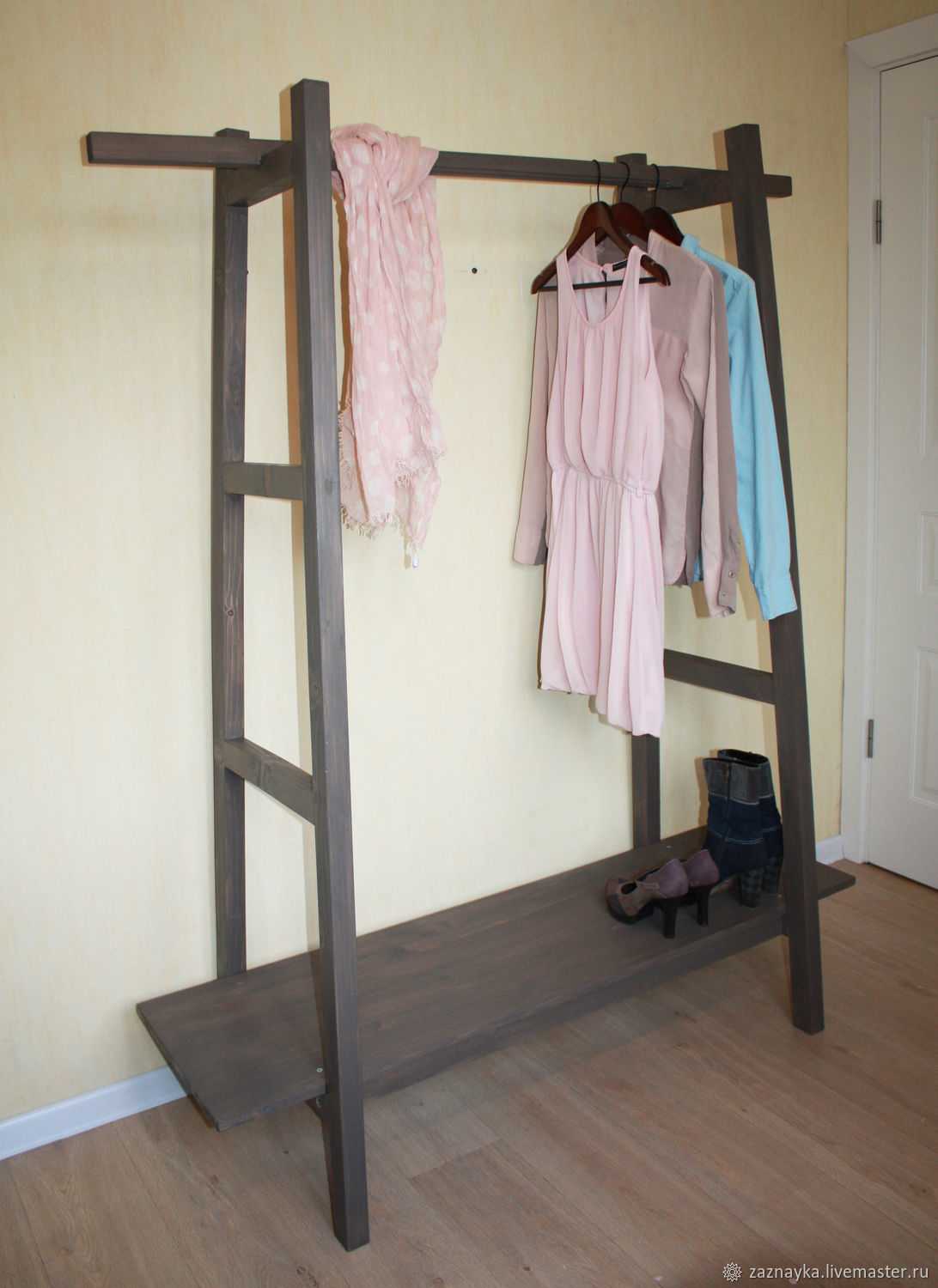 вешалка напольная для одежды деревянная в спальню своими руками
