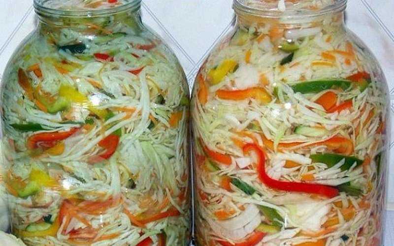 Перец фаршированный капустой в маринаде на зиму