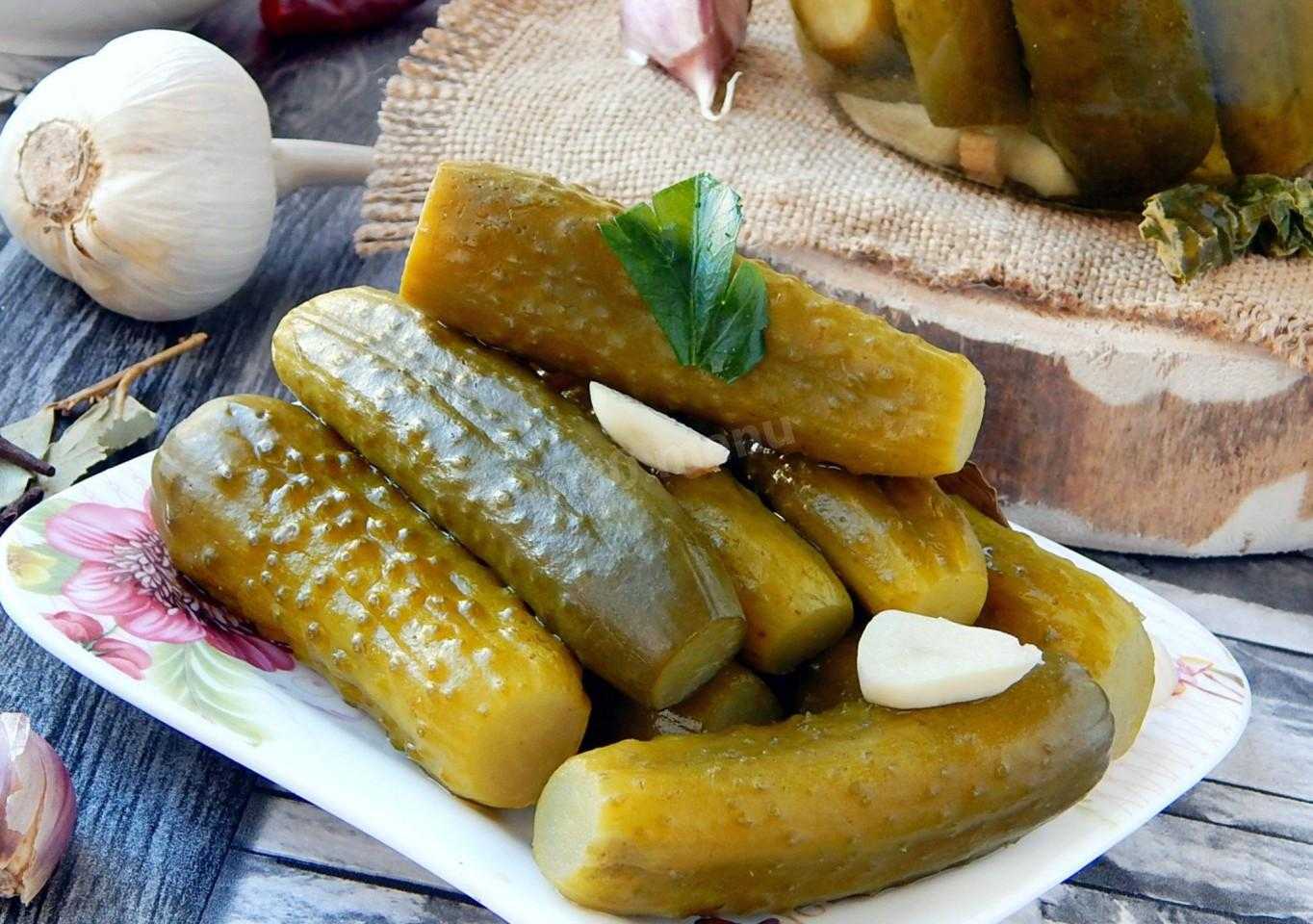 Капуста на зиму в банке: 8 очень вкусных рецептов